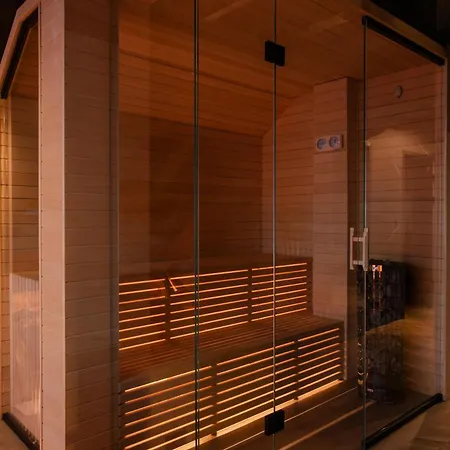 Aparthotel 4 Strony W Wodnej Wiezy Pština