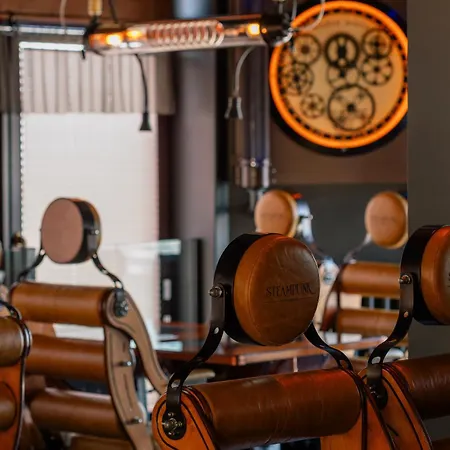 4 Strony W Wodnej Wiezy Aparthotel 4*