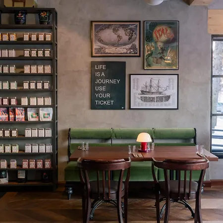 4 Strony W Wodnej Wiezy