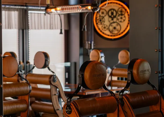 4 Strony W Wodnej Wiezy Aparthotel 4*