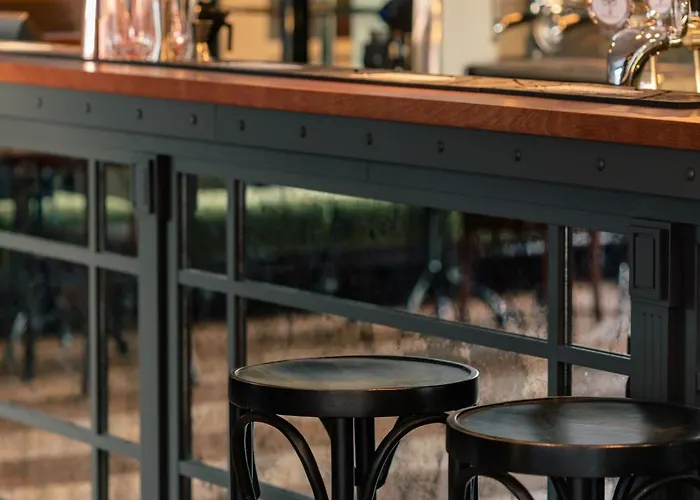 4 Strony W Wodnej Wiezy