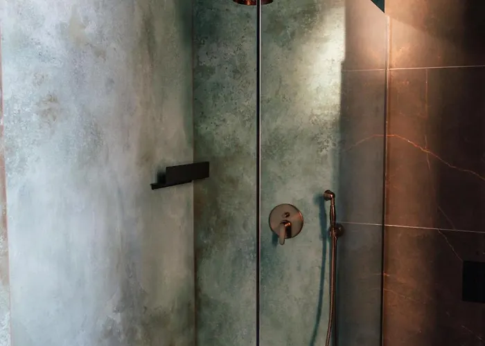 4 Strony W Wodnej Wiezy