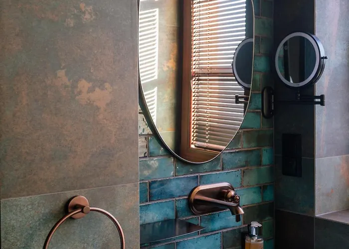 4 Strony W Wodnej Wiezy 4*