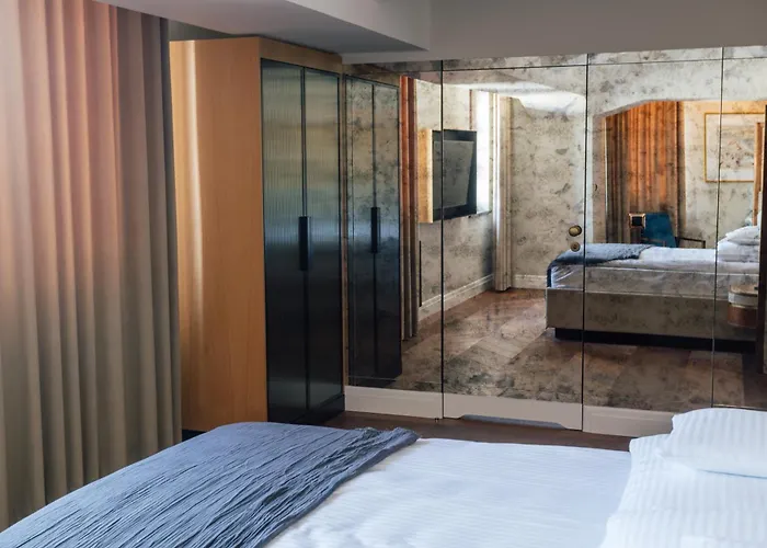 4 Strony W Wodnej Wiezy Apartmanhotel Pszczyna